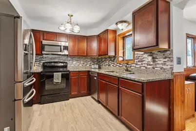 315 17th Avenue N, South Saint Paul, MN 55075 - Photo 6