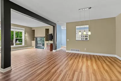 416 Duke Street, Saint Paul, MN 55102 - Photo 2