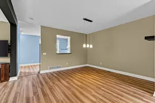 416 Duke St, Saint Paul, MN 55102 - Photo 10