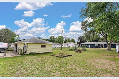 8820 Greenway Avenue S, Cottage Grove, MN 55016 - Photo 8