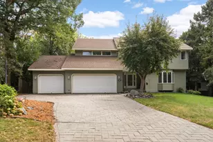 2152 15th Ave E, North Saint Paul, MN 55109 - Photo 1
