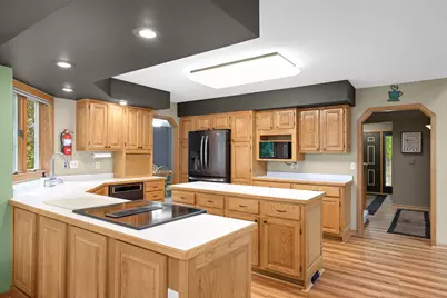 2152 15th Avenue E, North Saint Paul, MN 55109 - Photo 8