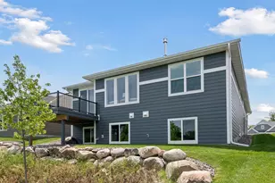 4742 Lawndale Ct N, Plymouth, MN 55446 - Photo 44