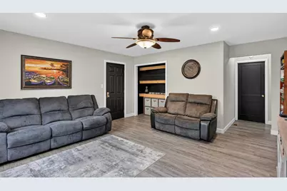 219 S Dayton Avenue, Parkers Prairie, MN 56361 - Photo 8
