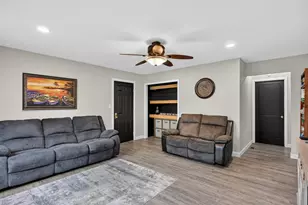 219 S Dayton Ave, Parkers Prairie, MN 56361 - Photo 8