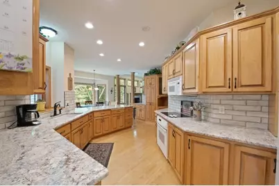 11021 Timberline Drive N, Champlin, MN 55316 - Photo 6