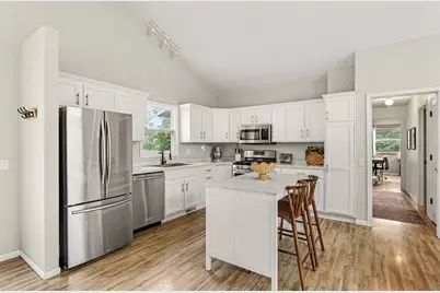 2405 Urbandale Lane N, Plymouth, MN 55447 - Photo 2