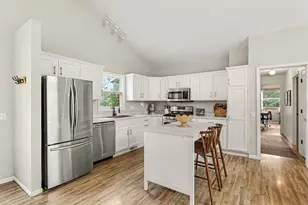 2405 Urbandale Ln N, Plymouth, MN 55447 - Photo 2