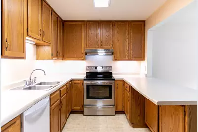 1666 Coffman Street #208, Falcon Heights, MN 55108 - Photo 18