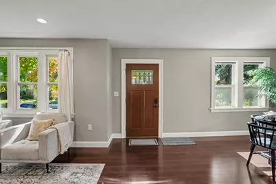 2115 Palace Avenue, Saint Paul, MN 55105 - Photo 2