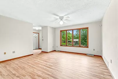 2835 Pioneer Lane, Saint Cloud, MN 56301 - Photo 6