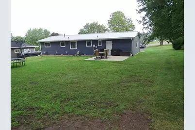 429 Auth Street, Durand, WI 54736 - Photo 4