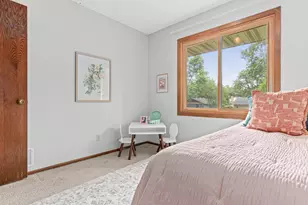 2400 E 125th St, Burnsville, MN 55337 - Photo 24