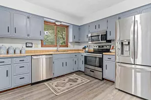 2400 E 125th St, Burnsville, MN 55337 - Photo 12