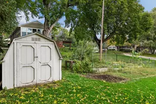 1370 Valleyview Rd, Chaska, MN 55318 - Photo 26