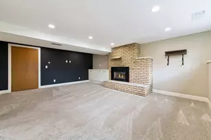 1370 Valleyview Rd, Chaska, MN 55318 - Photo 20