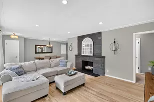 2451 Sheldon St, Roseville, MN 55113 - Photo 12