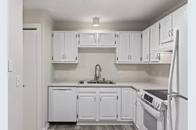 4625 Minnetonka Boulevard #202, Saint Louis Park, MN 55416 - Photo 12