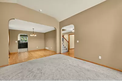 1505 Glendale Hills Drive NE, Rochester, MN 55906 - Photo 6