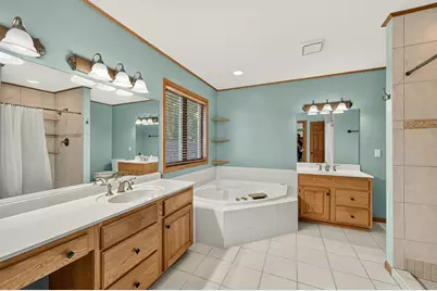 1505 Glendale Hills Drive NE, Rochester, MN 55906 - Photo 20