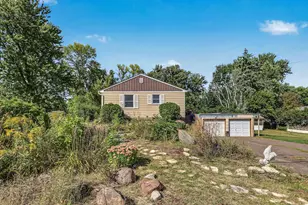 3004 Bellaire Ave, Maplewood, MN 55109 - Photo 8
