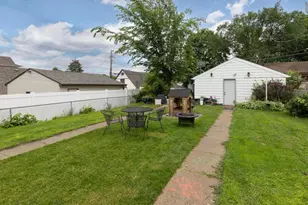 1122 Marshall Ave, Saint Paul, MN 55104 - Photo 2