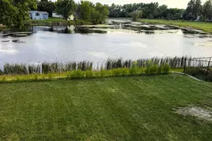 513 Homestead Rd, Mankato, MN 56001 - Photo 2