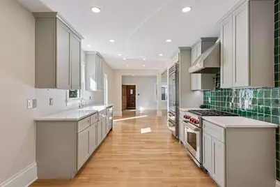 4525 Abbott Avenue S, Minneapolis, MN 55410 - Photo 10