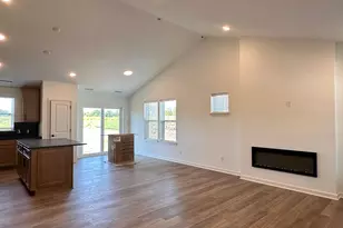 1652 Lund Wy, Shakopee, MN 55379 - Photo 4
