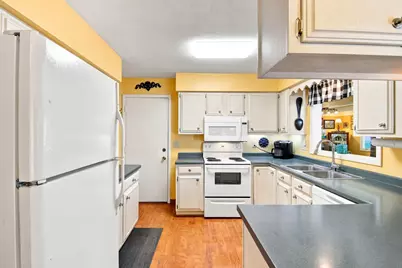 226 16th Street NE, Owatonna, MN 55060 - Photo 8