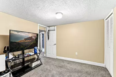 5447 Bryant Avenue N, Brooklyn Center, MN 55430 - Photo 20