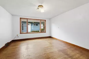 142 Washington St, Fountain City, WI 54629 - Photo 10