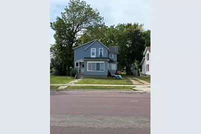 224 S Park Street, Fairmont, MN 56031 - Photo 1