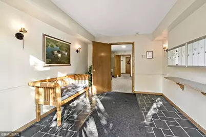 1585 Dodd Road #302, Mendota Heights, MN 55118 - Photo 4