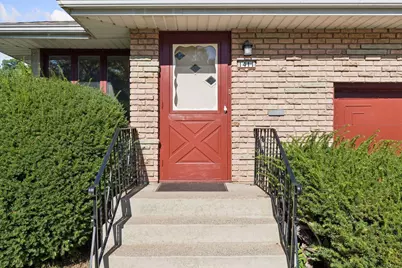 1411 Alaska Avenue, Saint Paul, MN 55116 - Photo 2