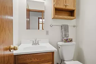 710 Windemere Dr, Plymouth, MN 55441 - Photo 26