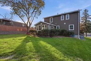 710 Windemere Dr, Plymouth, MN 55441 - Photo 10