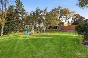 710 Windemere Dr, Plymouth, MN 55441 - Photo 38
