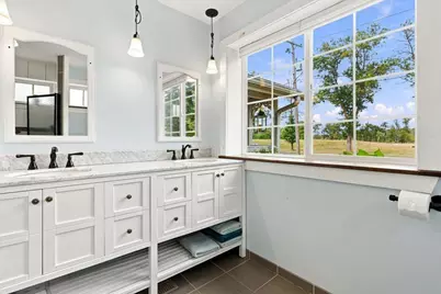 525 Maple Avenue E, Mora, MN 55051 - Photo 12