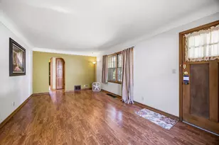 2116 Fremont Ave E, Saint Paul, MN 55119 - Photo 4