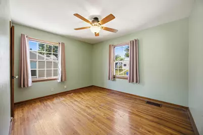 2116 Fremont Avenue E, Saint Paul, MN 55119 - Photo 8