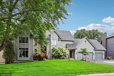 13789 Guild Avenue, Apple Valley, MN 55124 - Photo 2