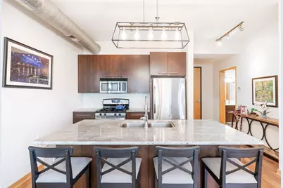 1211 Lagoon Avenue #305, Minneapolis, MN 55408 - Photo 2