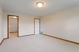 583 Holly Ln N, Oakdale, MN 55128 - Photo 38