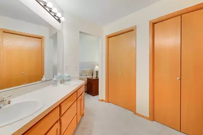 8953 Thomas Lane, Woodbury, MN 55125 - Photo 22