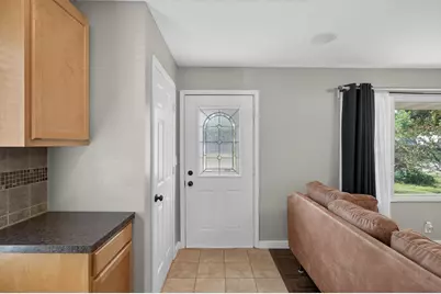211 92nd Avenue NE, Blaine, MN 55434 - Photo 6