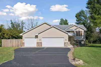 40533 Golden Avenue, North Branch, MN 55056 - Photo 4