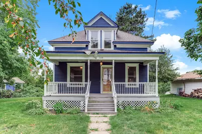 309 S Adams Street, Saint Croix Falls, WI 54024 - Photo 2