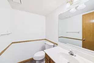 1952 Park Ridge Ct, Chaska, MN 55318 - Photo 22