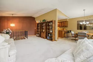 3901 Gershwin Ave N, Oakdale, MN 55128 - Photo 12